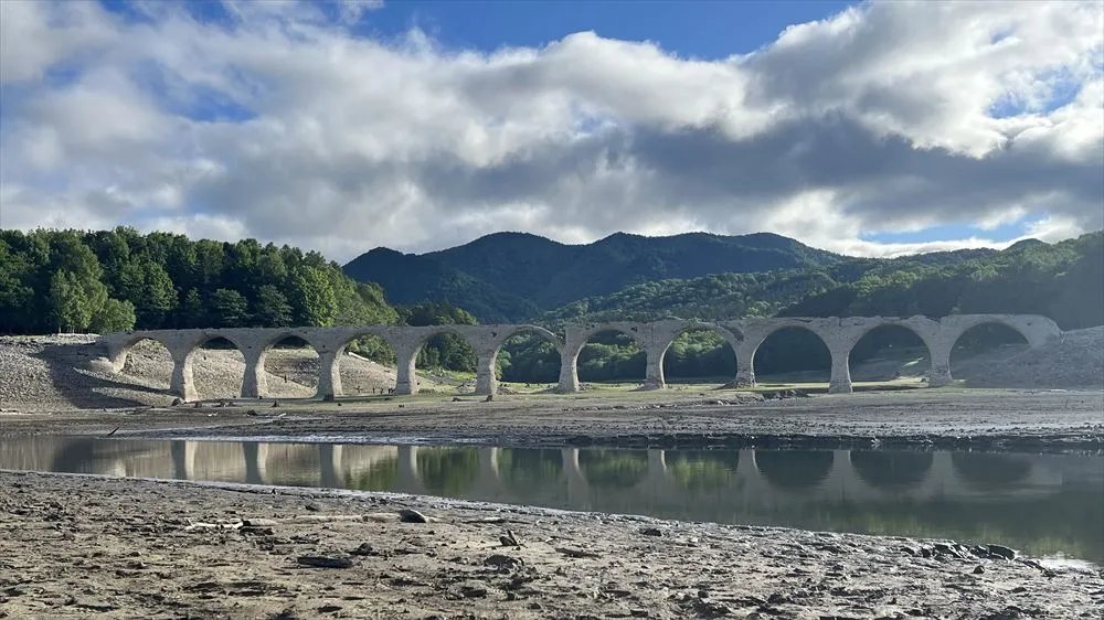 🏞️ 타우슈베츠강 교량 전망대(타우슈베츠가와쿄료텐보다이) 이미지 5